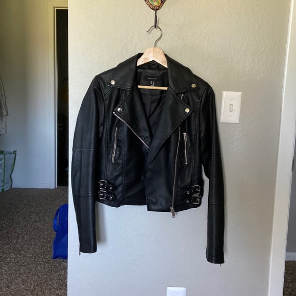 ASOS New Look cropped PU jacket - Picture 2 of 3